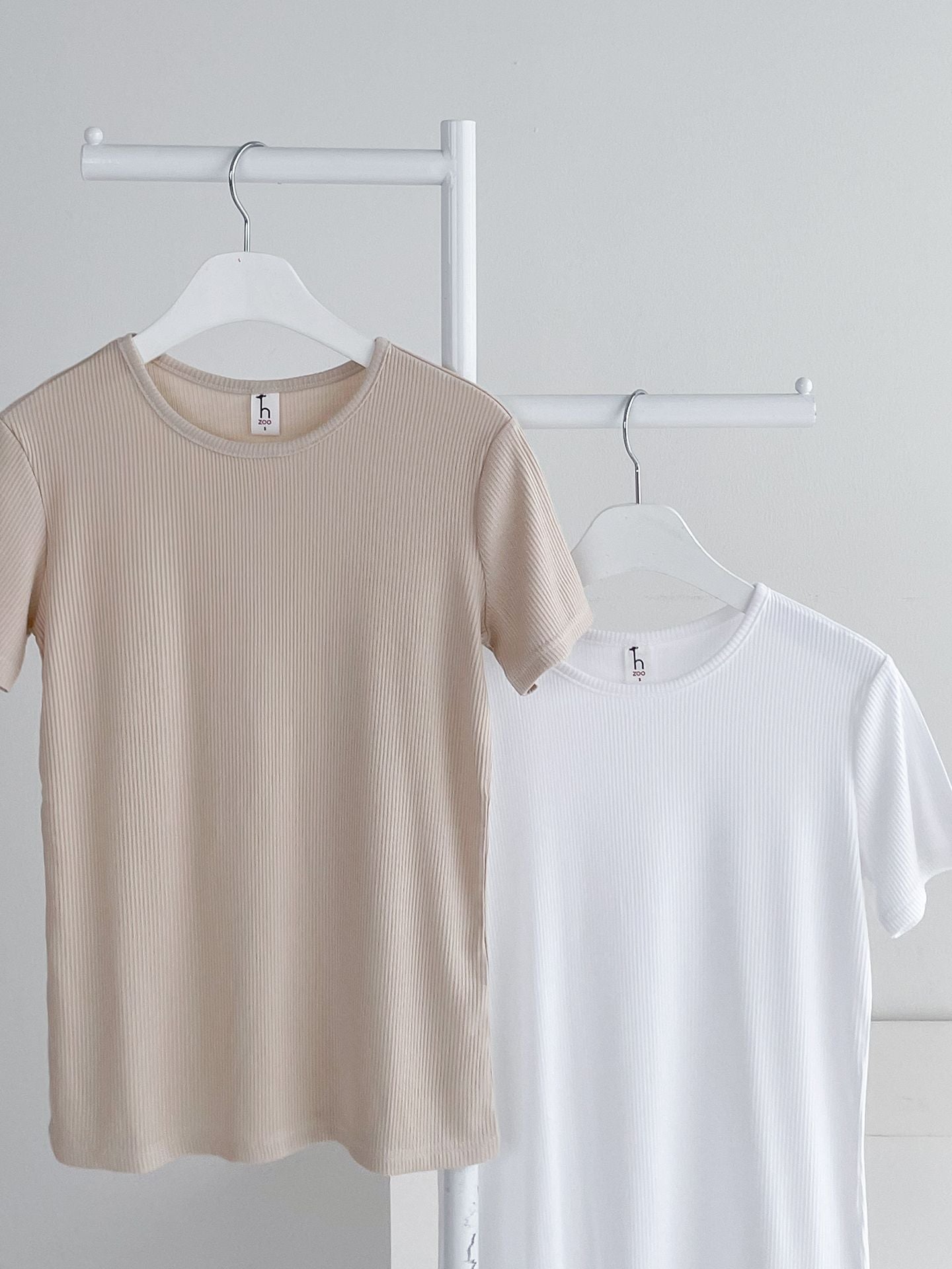 Lyocell-Modal Ribbed Basic T-Shirt – Ultra Soft Stretch Everyday Tee | Made in Korea